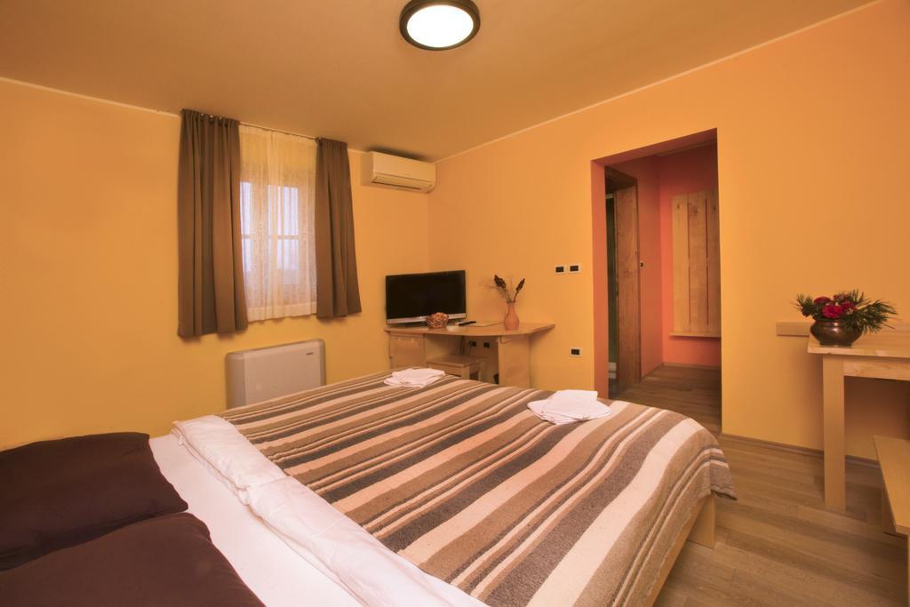 Homestead Vrbin Divaca Room photo